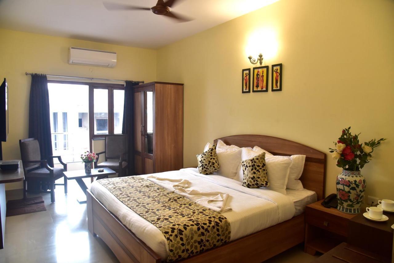 Candolim Grande Resort Exterior photo