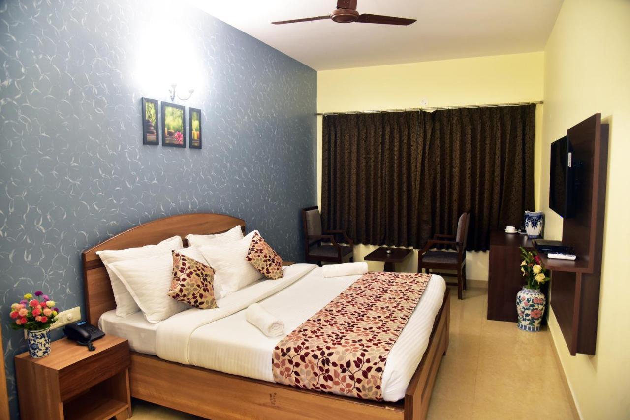 Candolim Grande Resort Exterior photo
