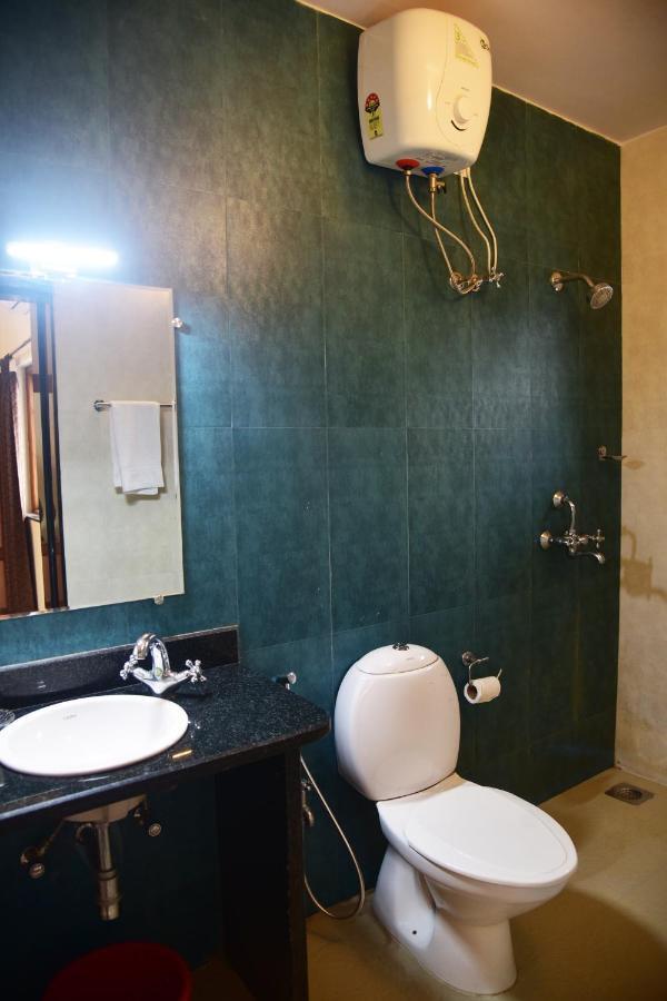 Candolim Grande Resort Exterior photo