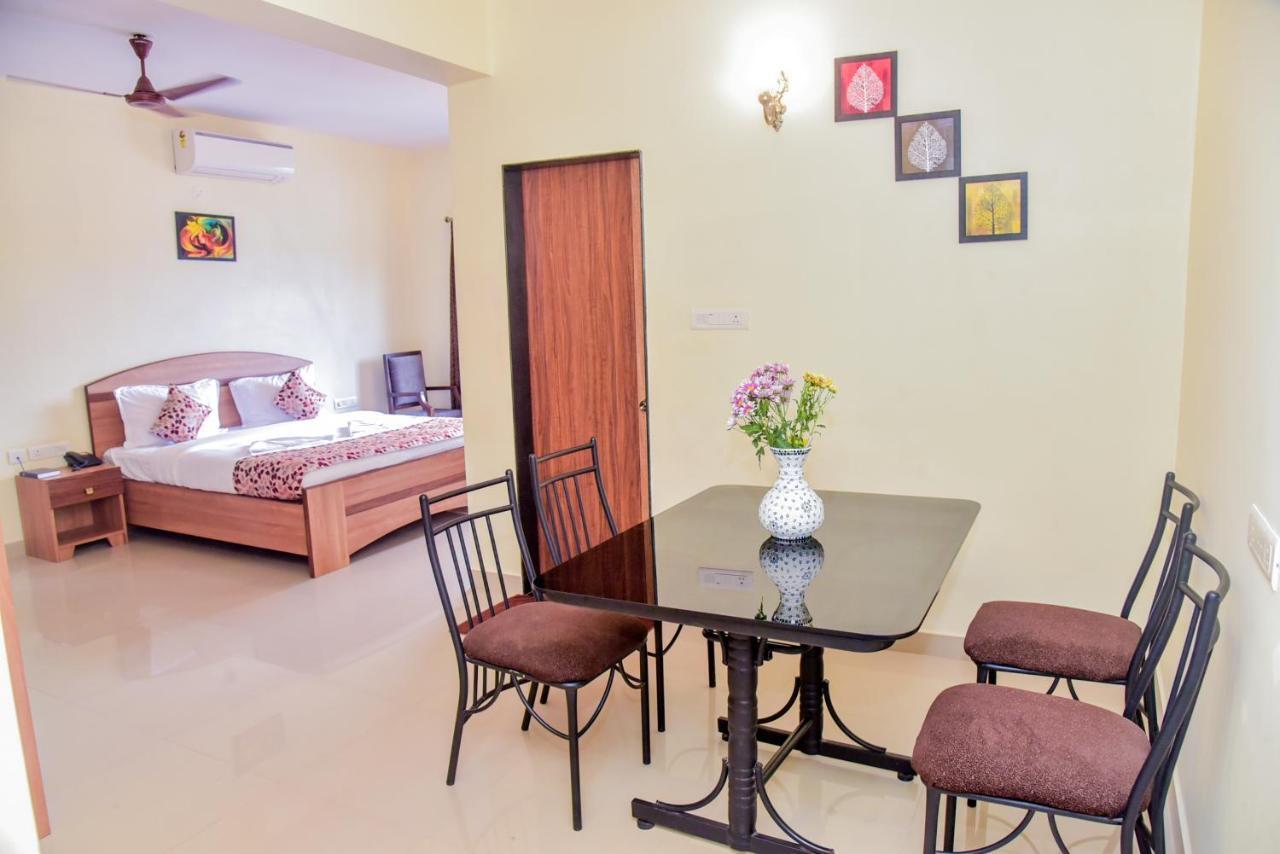 Candolim Grande Resort Exterior photo